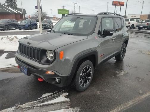 2023 Jeep Renegade Trailhawk