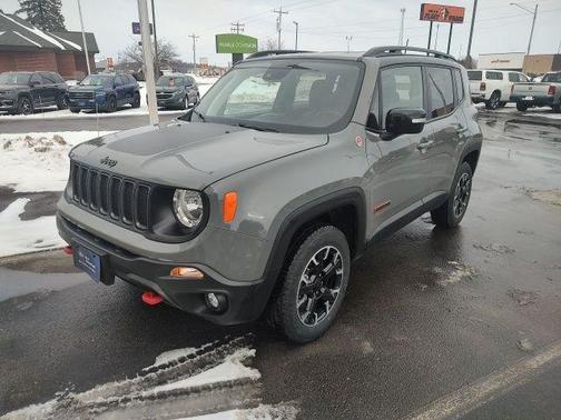 2023 Jeep Renegade Trailhawk