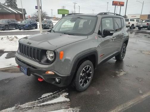 2023 Jeep Renegade Trailhawk