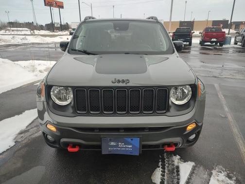 2023 Jeep Renegade Trailhawk
