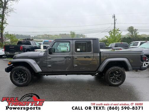 Granite Crystal Metallic Clearcoat 2023 Jeep Gladiator Sport S