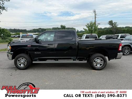 Diamond Black Crystal Pearlcoat 2019 RAM 2500 Tradesman Crew Cab 4x4 6'4' Box