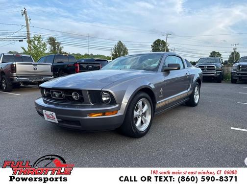 2007 Ford Mustang Deluxe