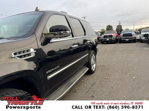 2011 Cadillac Escalade Luxury