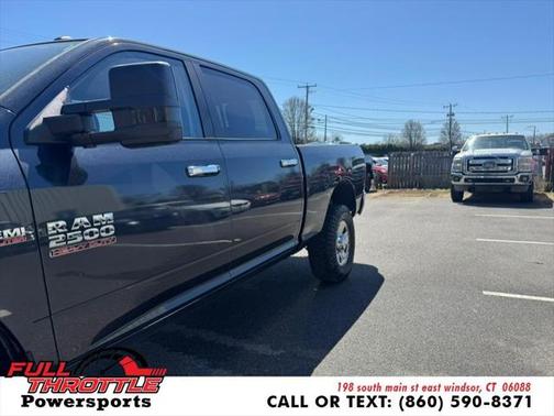 2017 RAM 2500 SLT Crew Cab 4x4 6'4' Box