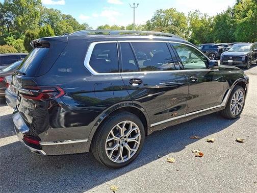 2025 BMW X7 xDrive40i