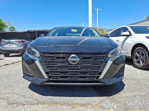 Black 2024 Nissan Altima 2.5 S