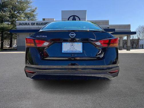 Black 2024 Nissan Altima 2.5 S
