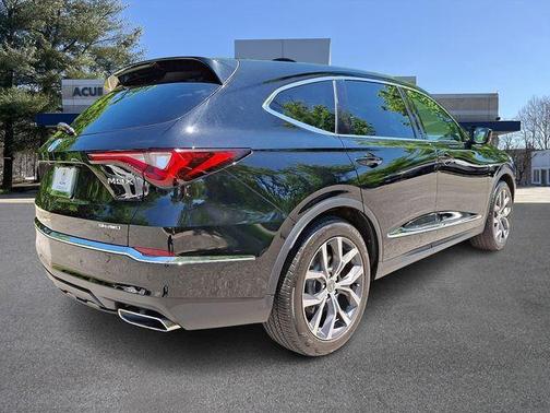 Majestic Black Pearl 2023 Acura MDX Technology
