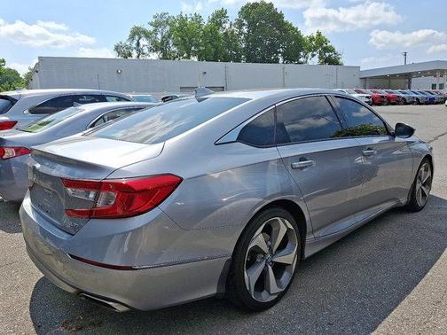 2020 Honda Accord Touring 2.0T