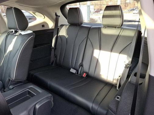 2026 Acura MDX Advance Package