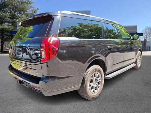 Black Metallic 2025 Ford Expedition Max Active