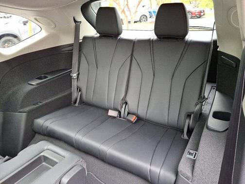 Solar Silver Metallic 2026 Acura MDX Technology Package