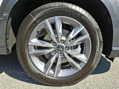 Platinum White Pearl 2026 Acura ADX Base