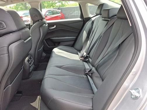 2025 Acura TLX Technology