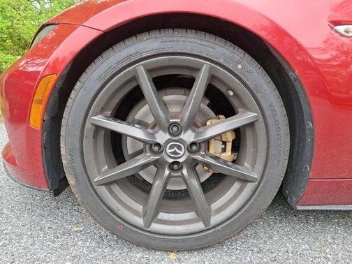 Soul Red 2016 Mazda MX-5 Miata Club