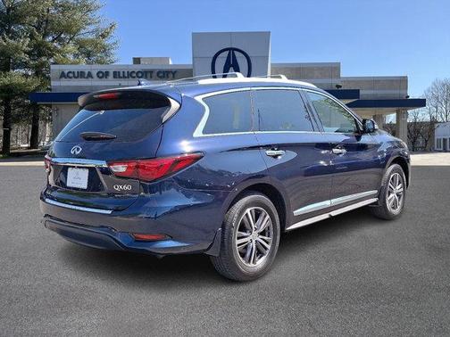 2018 INFINITI QX60 Base