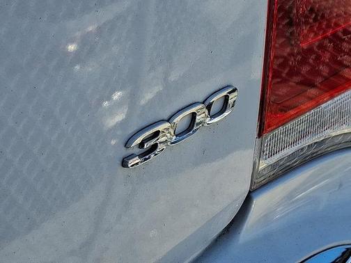 2015 Chrysler 300 Limited