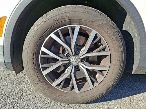 2018 Volkswagen Tiguan 2.0T SE