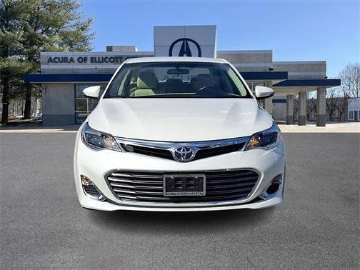 2013 Toyota Avalon XLE