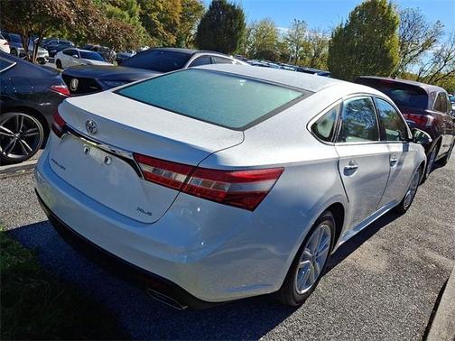 2013 Toyota Avalon XLE