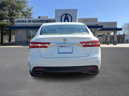 2013 Toyota Avalon XLE