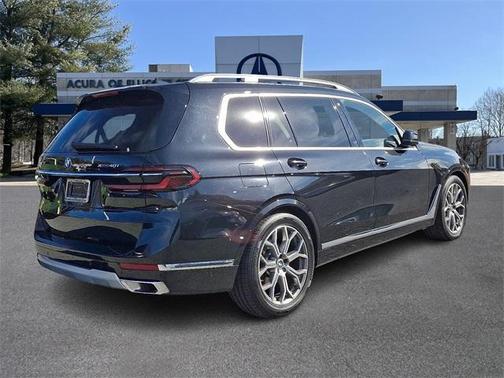 2025 BMW X7 xDrive40i