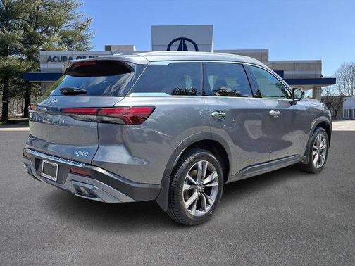 2022 INFINITI QX60 Luxe