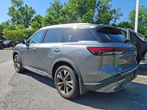 2022 INFINITI QX60 Luxe