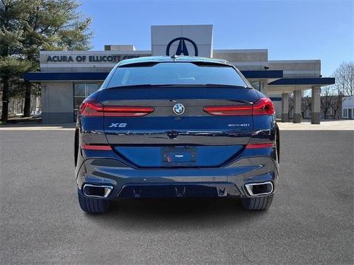 2023 BMW X6 xDrive40i