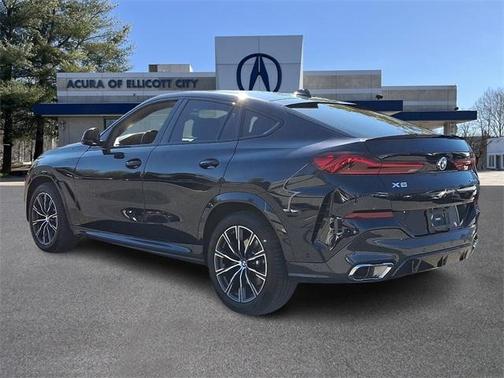 2023 BMW X6 xDrive40i
