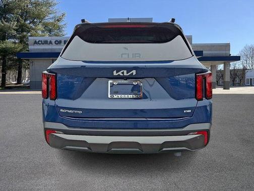 2024 Kia Sorento X-Line EX
