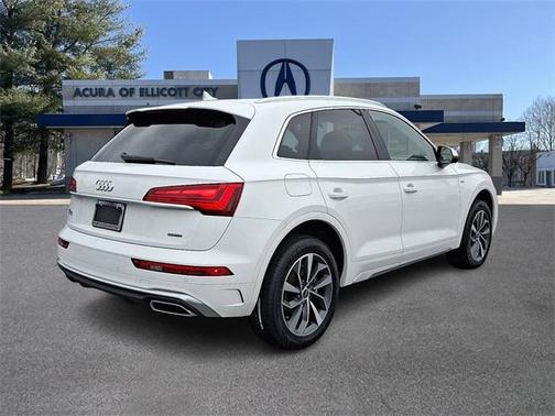 2023 Audi Q5 45 S line quattro Premium