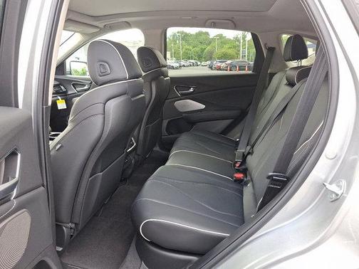 2025 Acura RDX Advance Package