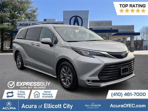 2024 Toyota Sienna XLE