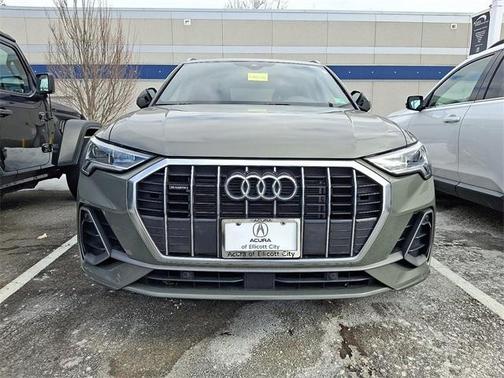 2023 Audi Q3 45 S line Premium