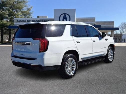 2024 GMC Yukon SLT