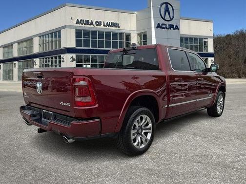 Delmonico Red Pearlcoat 2024 RAM 1500 Limited