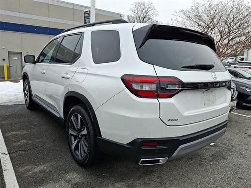 2023 Honda Pilot Touring