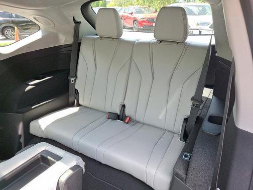 Solar Silver Metallic 2026 Acura MDX Technology Package