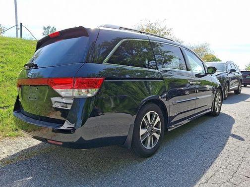Crystal Black Pearl 2015 Honda Odyssey Touring