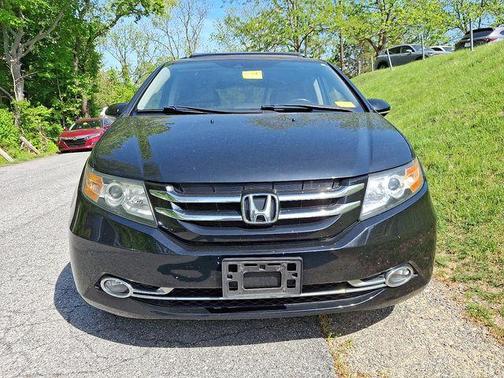 Crystal Black Pearl 2015 Honda Odyssey Touring