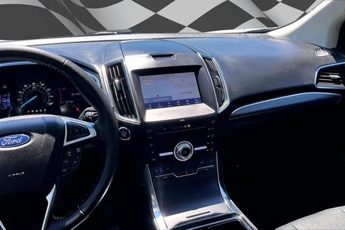 INGOT SILVER METALLIC 2019 Ford Edge TITANIUM