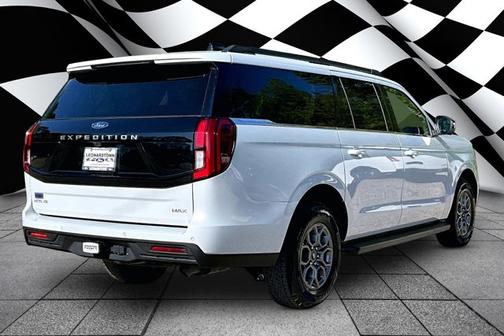 SPACE SILVER METALLIC 2025 Ford Expedition ACTIVE
