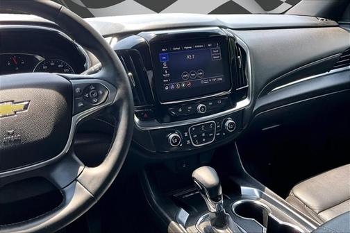 Mosaic Black Metallic 2023 Chevrolet Traverse LT LEATHER