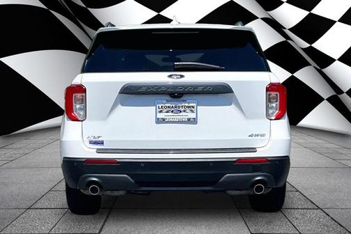 STAR WHITE MET TRI-COAT 2022 Ford Explorer XLT