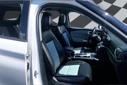 STAR WHITE MET TRI-COAT 2022 Ford Explorer XLT