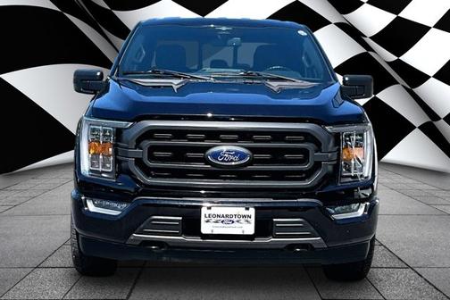 AGATE BLACK METALLIC 2023 Ford F-150 XLT