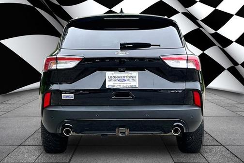AGATE BLACK METALLIC 2022 Ford Escape SEL