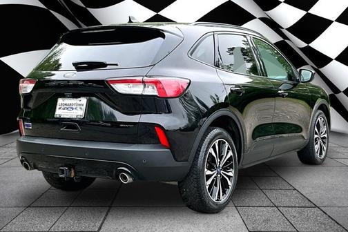AGATE BLACK METALLIC 2022 Ford Escape SEL
